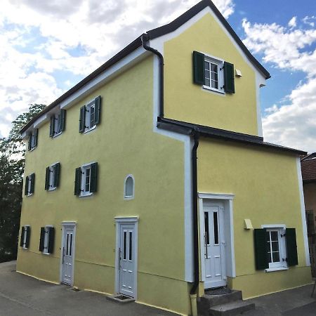 Haus Am Eck - Gaestehaus Und Appartements อัลเทิตทิง ภายนอก รูปภาพ